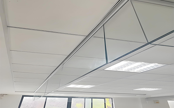 木垒玻璃挡烟垂壁