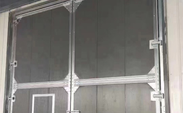 木垒兰州厂房木垒工业门选购与使用指南：打造高效安全的生产环境