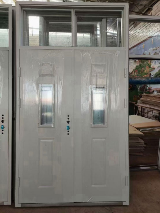 木垒学校教室门 木垒学校教室门