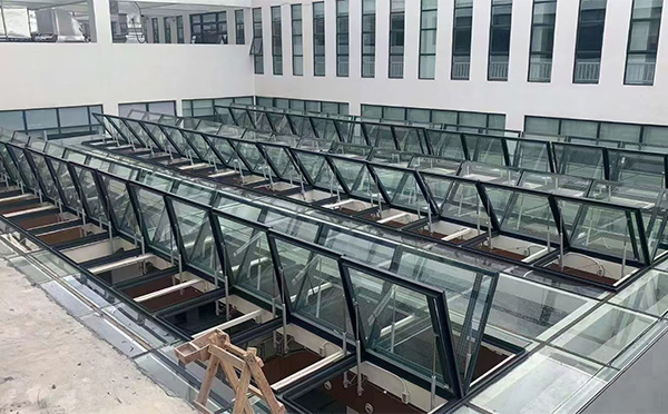 百安科技有限公司近期木垒排烟窗项目案例分享